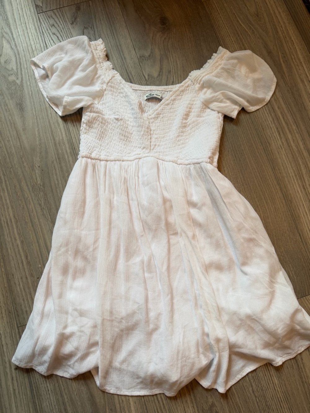 Hollister Cream Smocked Babydoll Dress Puff Sleeve Cottagecore Mini Size S